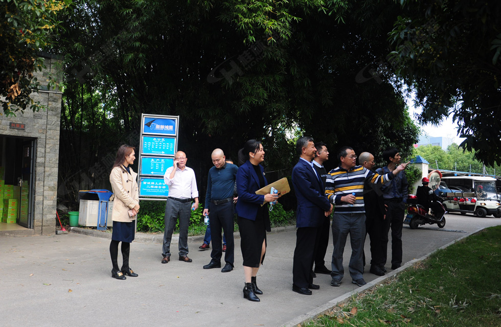 廣西塑料行業(yè)協(xié)會一行蒞臨桂林鴻程參觀指導(dǎo)! 廣西塑料行業(yè)協(xié)會一行蒞臨桂林鴻程參觀指導(dǎo)!