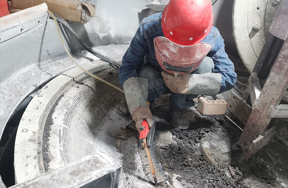 點贊!鴻程榜樣!無懼炙烤,追求卓越,實現(xiàn)服務“超預期” 點贊!鴻程榜樣!無懼炙烤,追求卓越,實現(xiàn)服務“超預期”