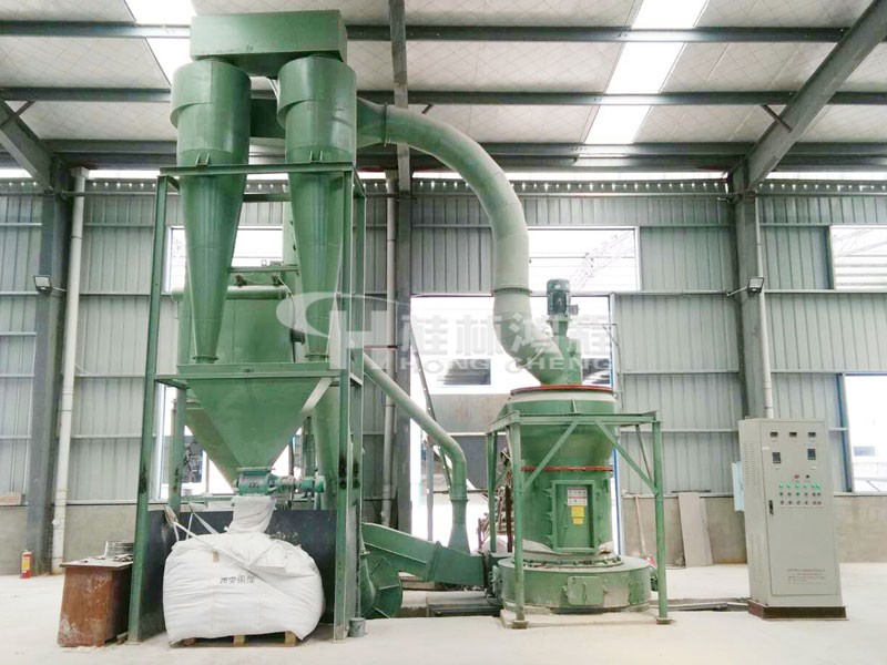 小型雷蒙磨粉設(shè)備圖片之小型500目雷蒙磨粉設(shè)備四川客戶(hù)現(xiàn)場(chǎng) 小型雷蒙磨粉設(shè)備圖片之小型500目雷蒙磨粉設(shè)備四川客戶(hù)現(xiàn)場(chǎng)