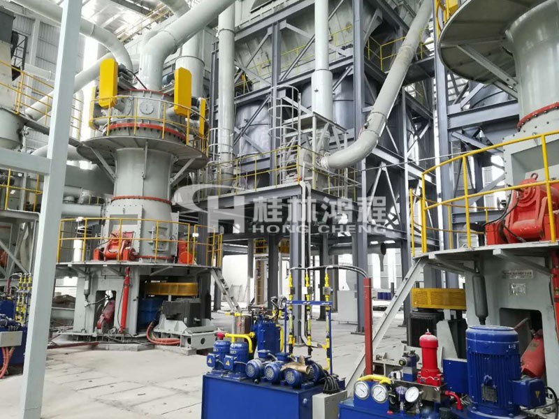 小型礦石1500目磨粉機(jī) 小型礦石1500目磨粉機(jī)